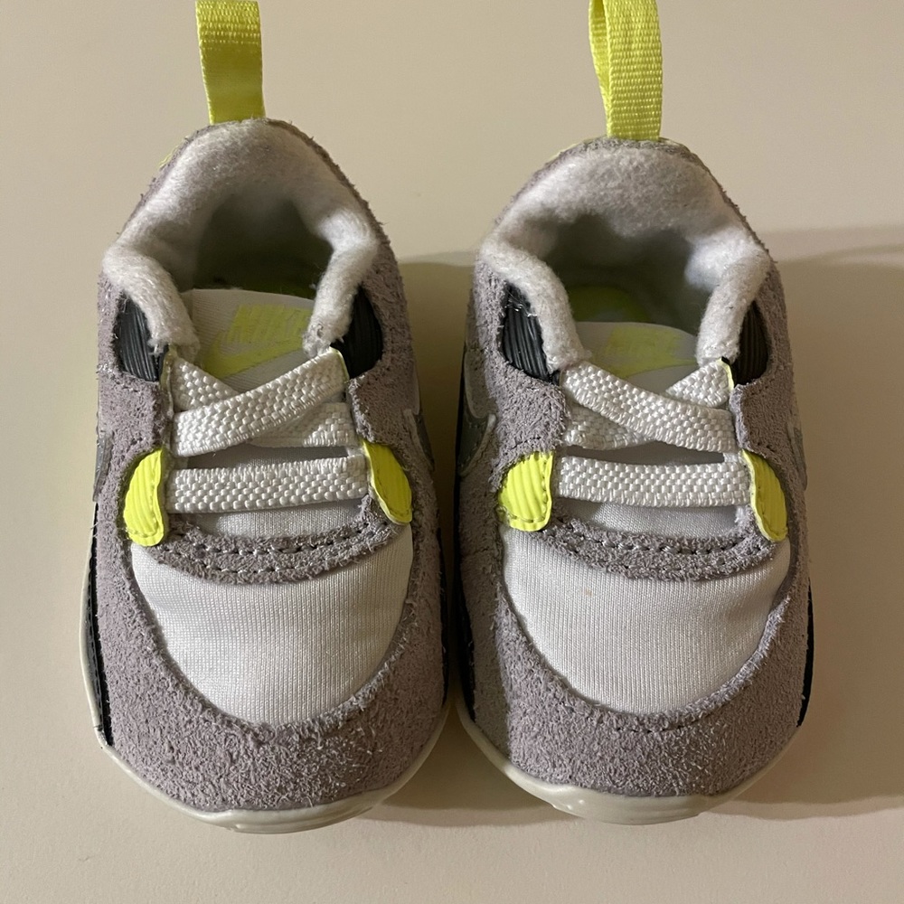 (SOLD) infant 2c airmax in like new condition